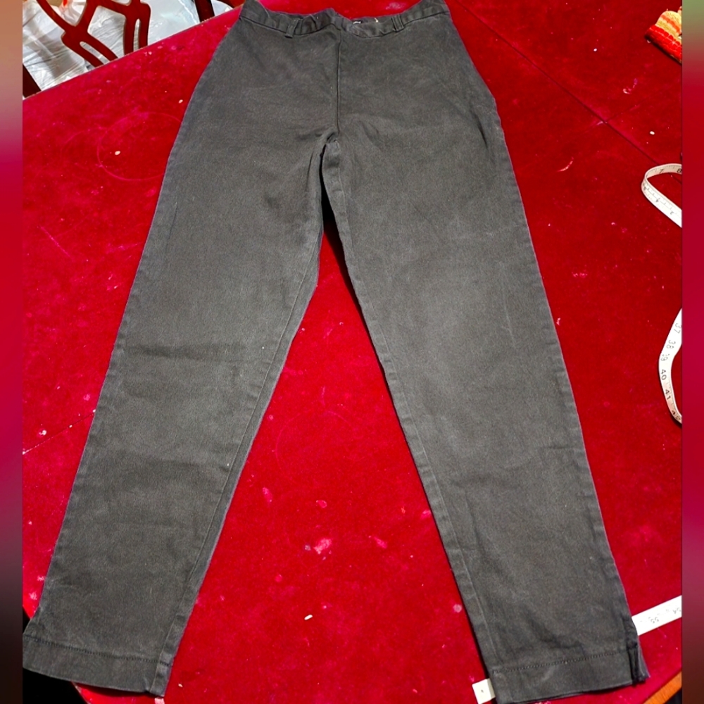 NWOT ... Gloria Vanderbilt pants